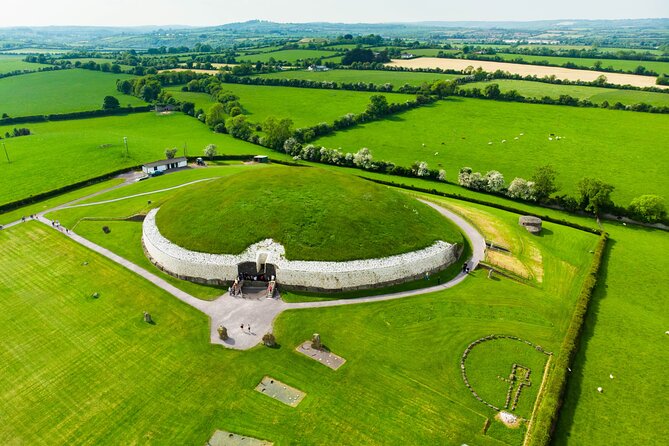 Newgrange and Boyne Valley Day Tour